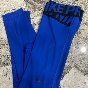 Nike dry fit workout size small